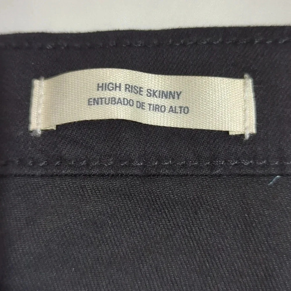 Universal Thread High-Rise Skinny Jeans, Color Black Wash Size 16R - Picture 15 of 15